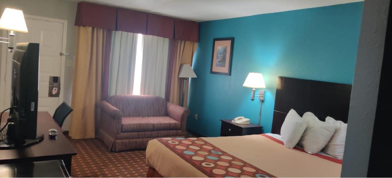 Fairbridge Inn Express Stuttgart Bagian luar foto